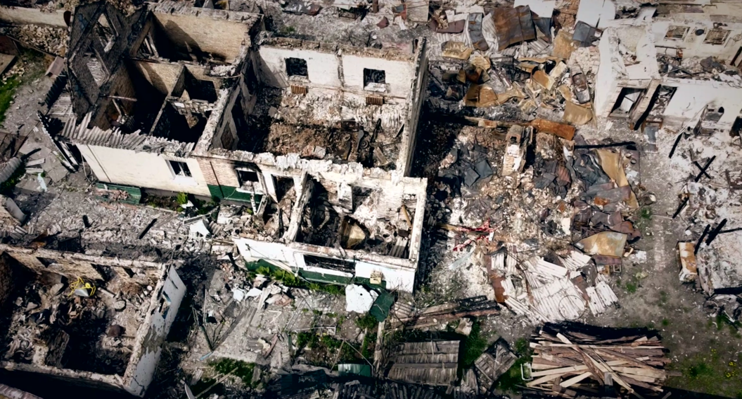 Будинки, які були зруйновані чи згоріли внаслідок російських бомбардувань [Мощун]