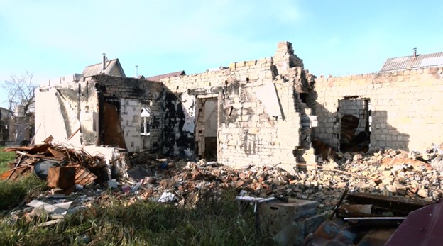 Зруйнований будинок Віктора Наймибутько, Мощун