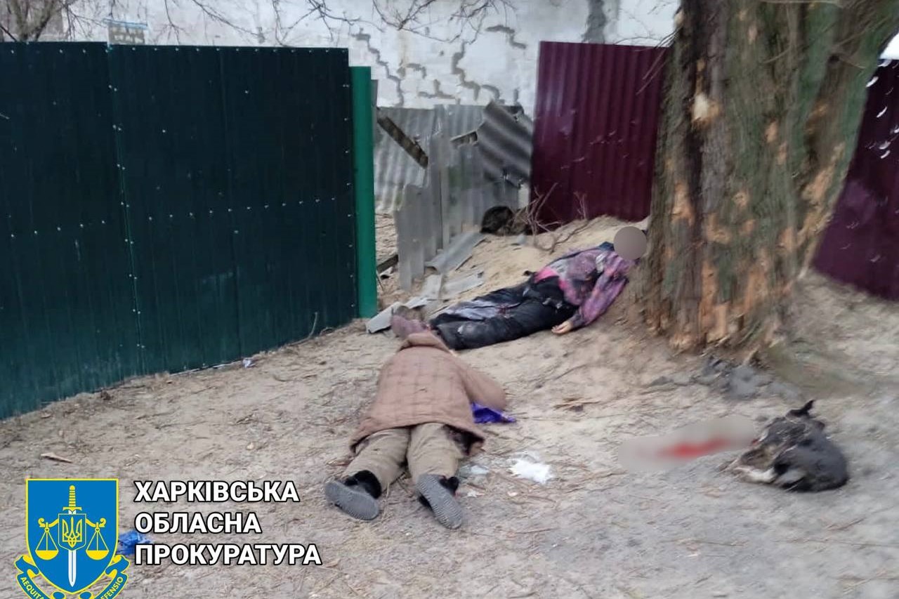 Дві жінки загинули під час обстрілу смт Дворічна Куп’янського району. 13 січня 2023 року. Фото: Харківська обласна прокуратура