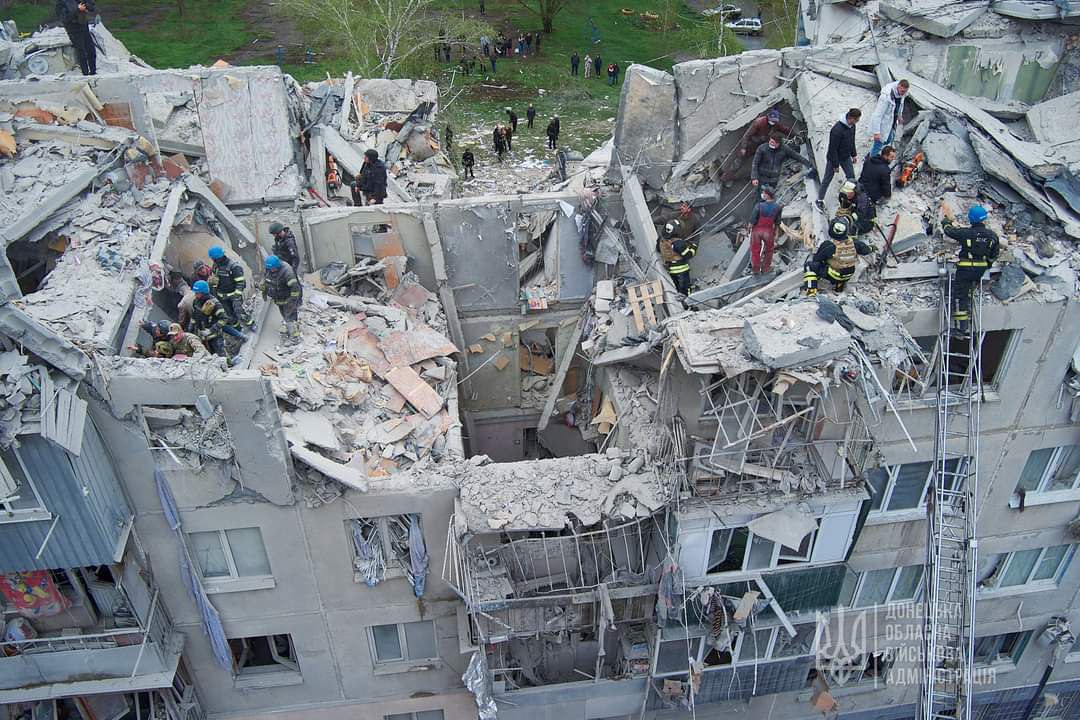 Слов’янськ, наслідки масованого ракетного обстрілу 14 квітня. Фото: Павло Кириленко