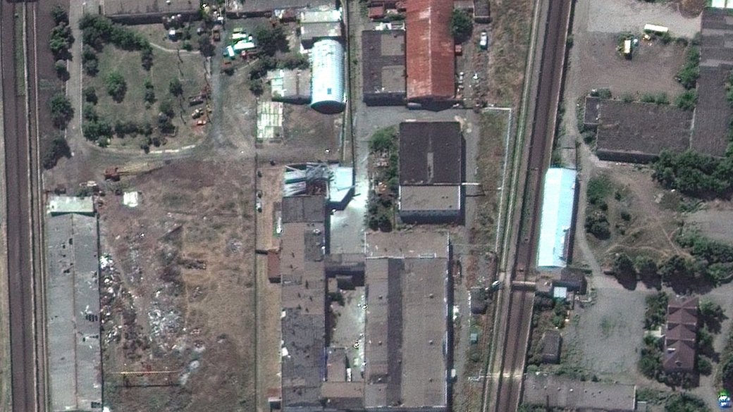 Супутниковий знімок колонії в Оленівці після вибуху. Світлина оприлюднена Christopher Miller у твітері.