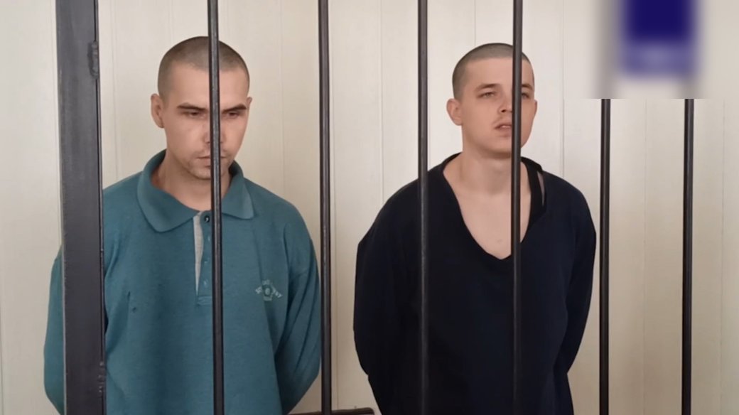 Азовці Павло Артеменко та Антон Романюк, скриншот з відео ТАСС