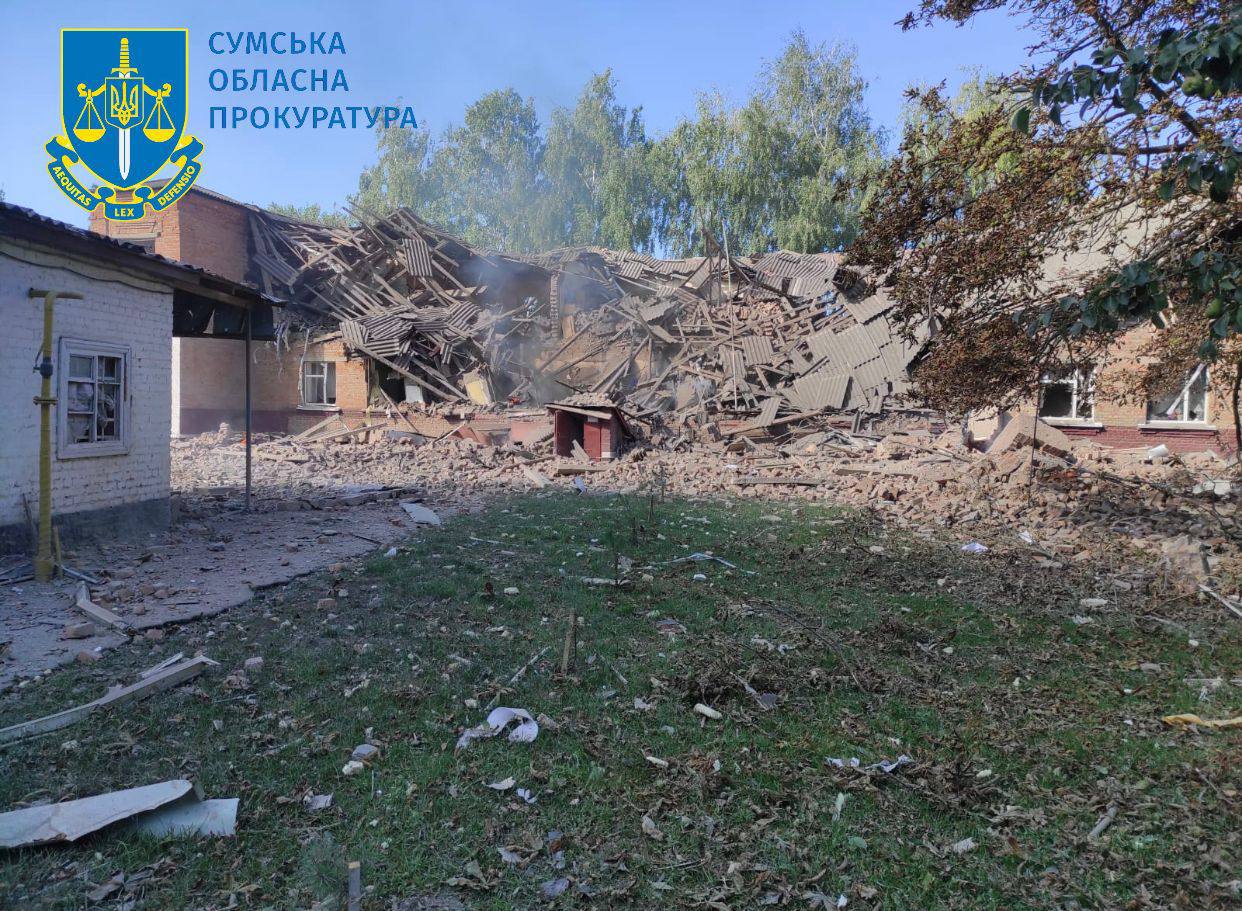 Зруйнована школа в Ромнах, 23 серпня 2023 року. Фото: Офіс прокурора