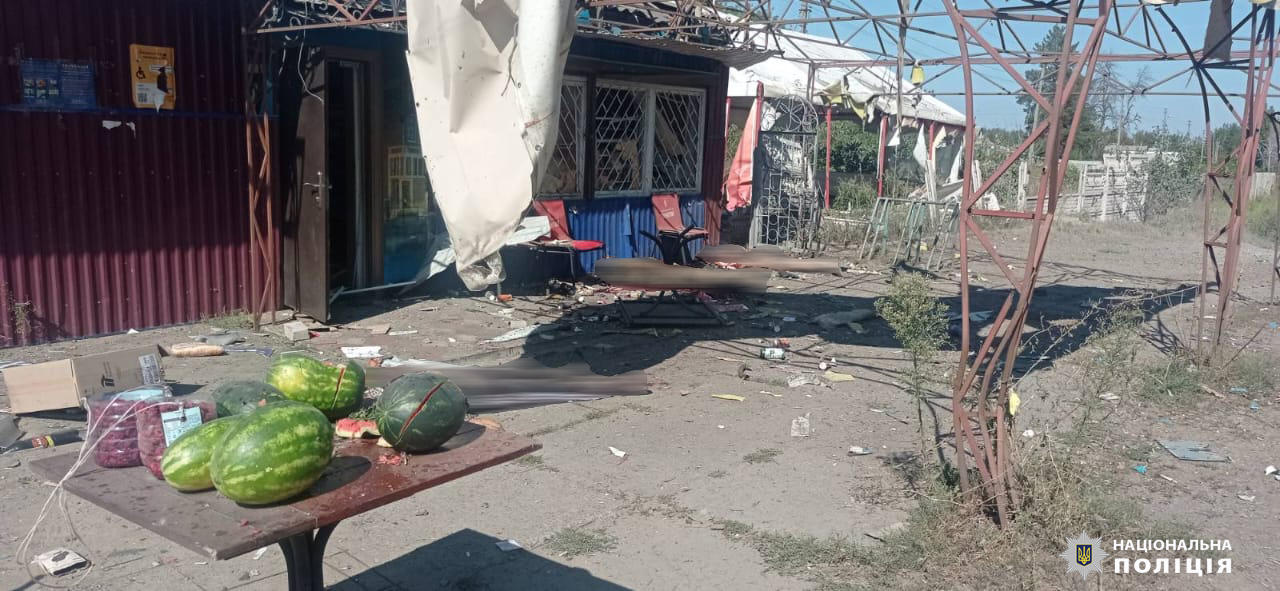 Знищене кафе в селі Подоли Харківської області. Фото: Національна поліція