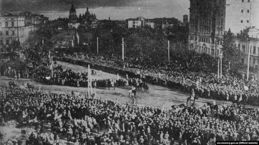 22 січня 1919 року. Проголошення Акту Злуки українських земель на Софійській площі в Києві