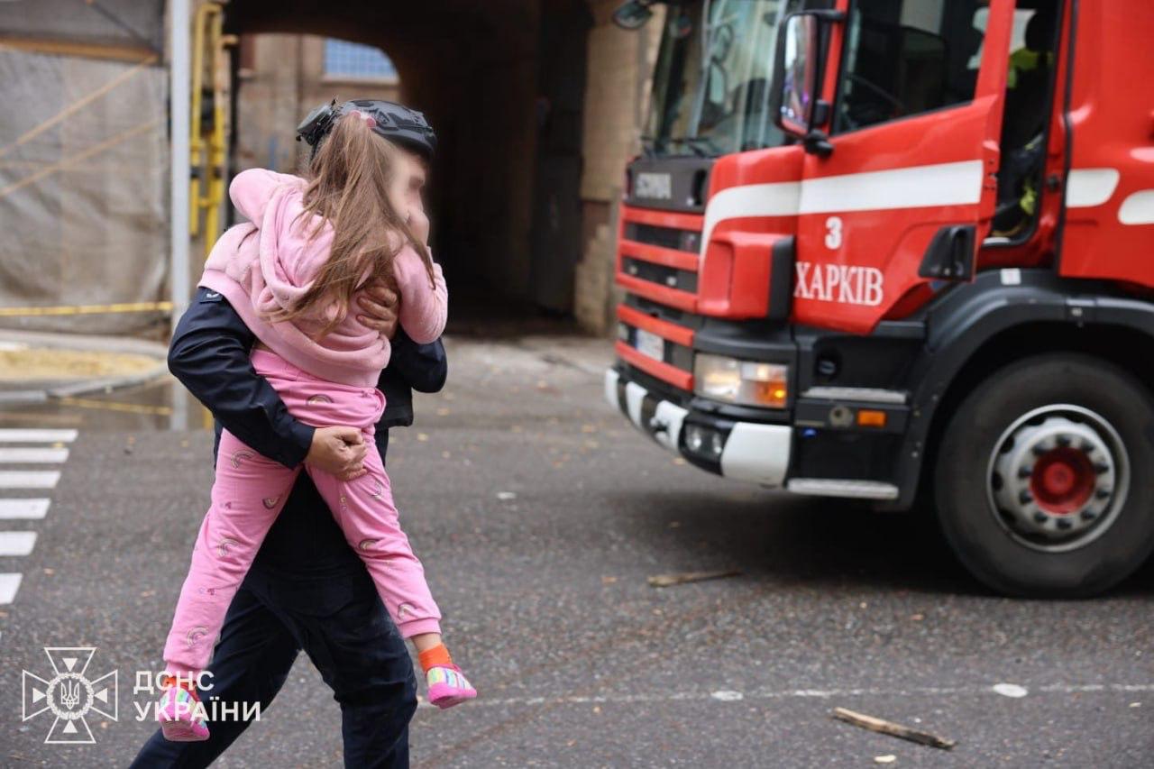 Фото: ДСНС України [Харків, удар по дитячому садку, 22 жовтня 2025]