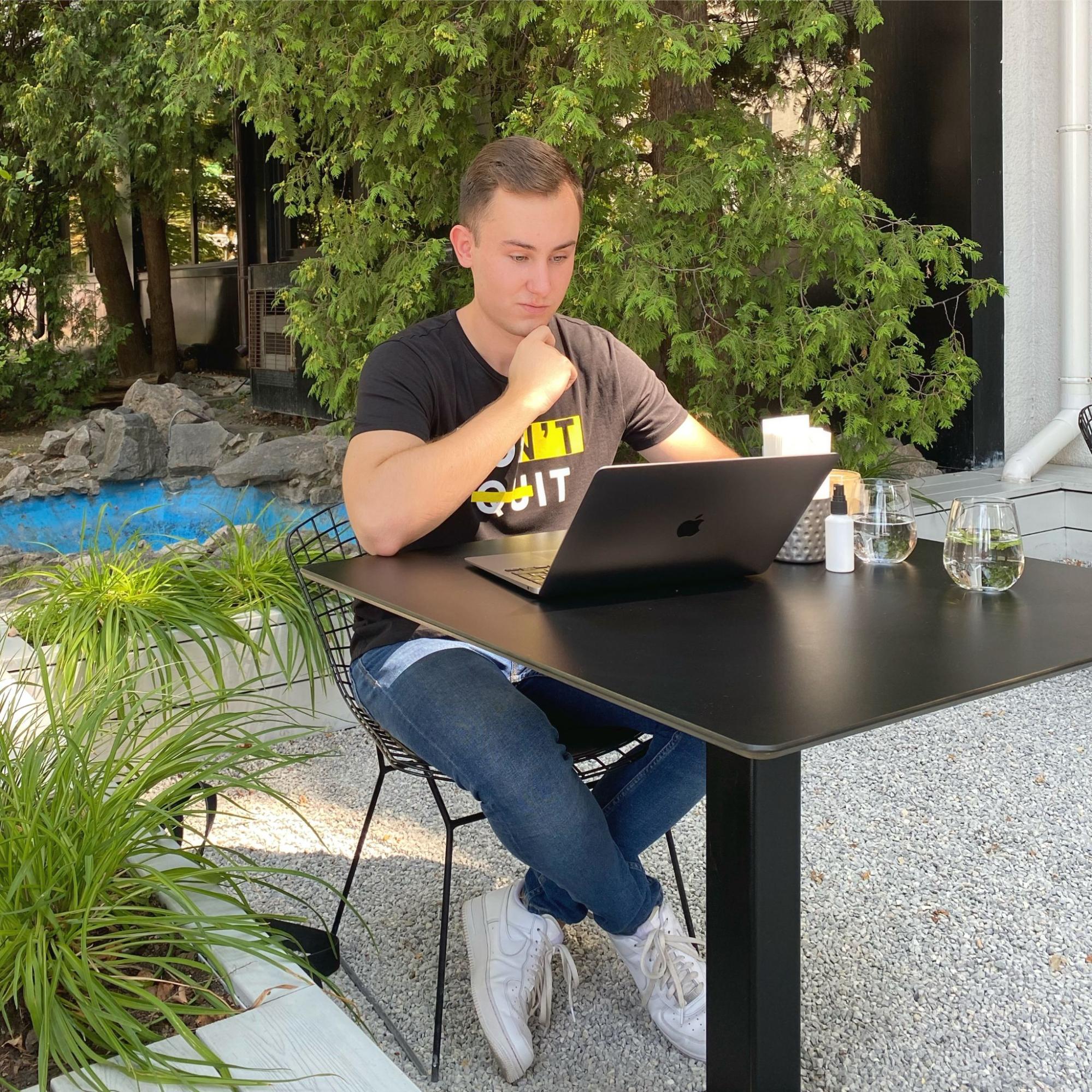 Микола Комаровський