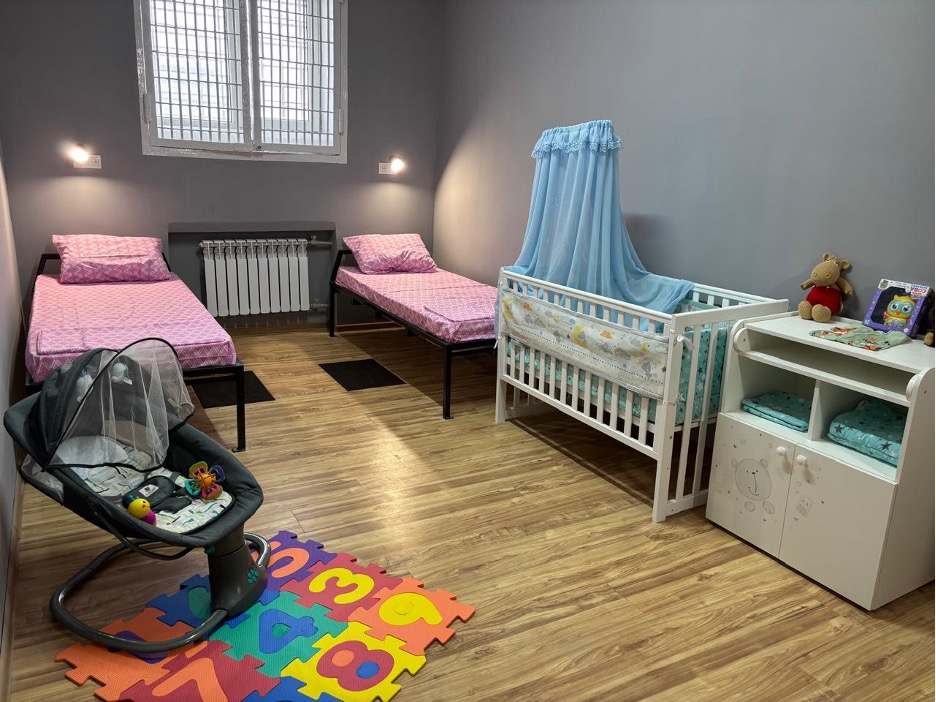 [“Дніпровська установа виконання покарань № 4”]