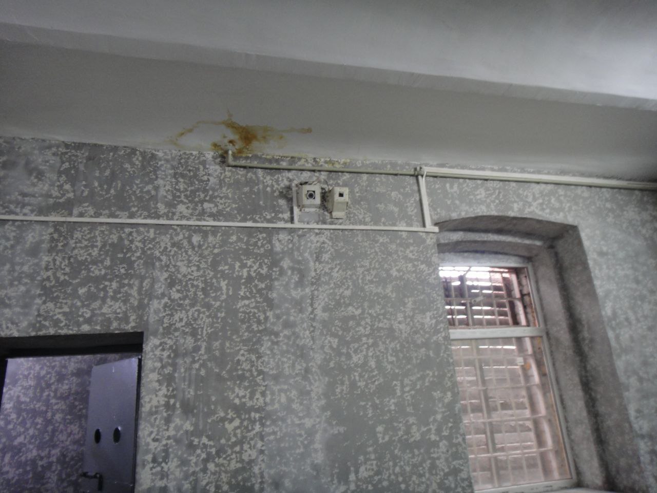 [“Дніпровська установа виконання покарань № 4”]