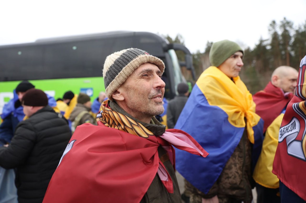 Фото з телеграм-каналу Володимира Зеленського [обмін полоненими 5 березня 2025 року]