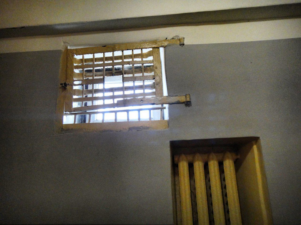 [ДУ “Хмельницький слідчий ізолятор”]