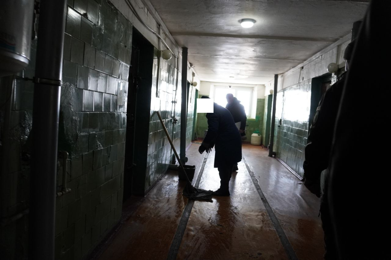 [ДУ “Хмельницький слідчий ізолятор”]