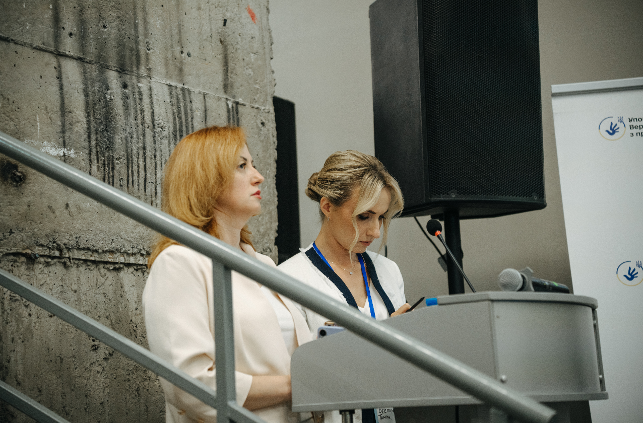 Представниця Уповноваженого Верховної Ради з прав людини в Харківській області Олена Сібільова і керівниця харківського офісу ХПГТаміла Беспала © Тимофій Пушкарук